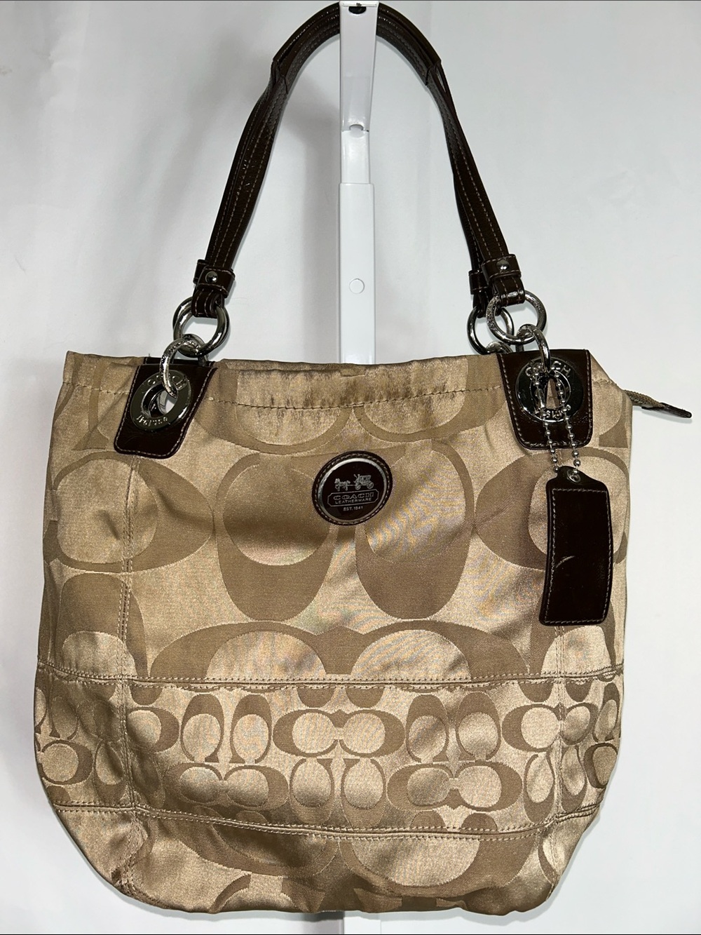 Vintage Coach Shoulder Bag Tan Logo Pattern Two Leather Handles Dust Bag Purse